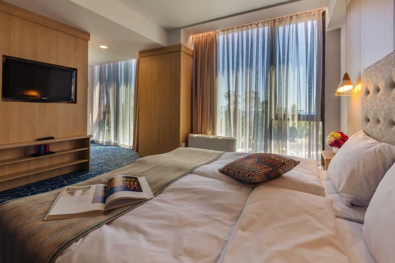 Marina Burgas Hotel 3*,